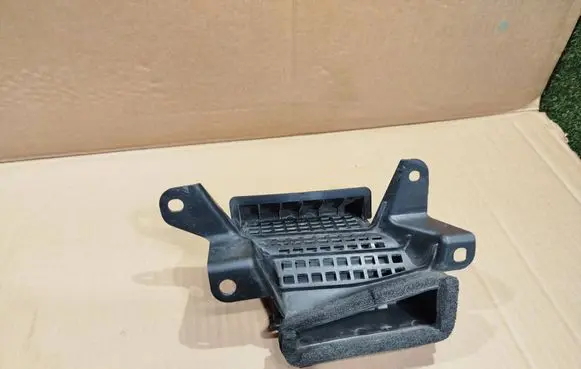 Renault Koleos II Intake resonator 960158721R