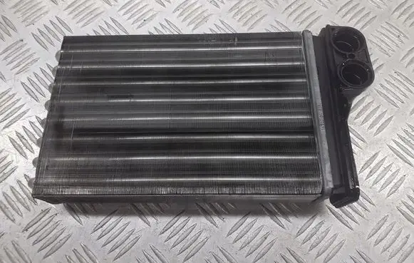 Peugeot 207 A/C air flow flap actuator/motor 1611004B382