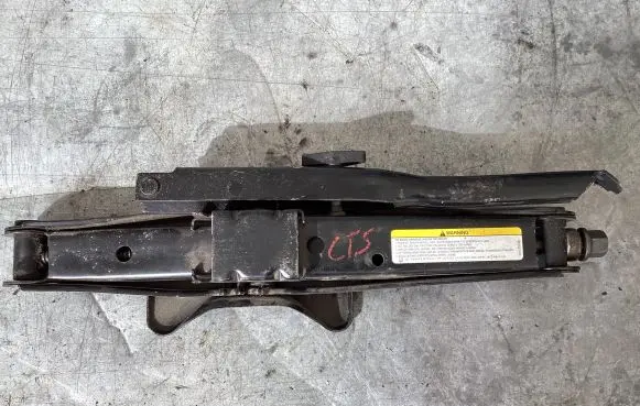 Cadillac CTS Lift Jack 04860610AB