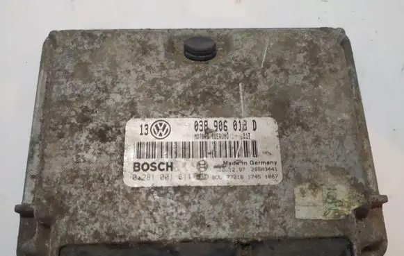 Volkswagen Golf IV Engine control unit/module 0281001611 038906018D