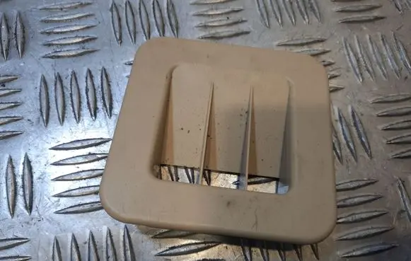 Audi A8 S8 D4 4H Cabin air duct channel 4H0819624