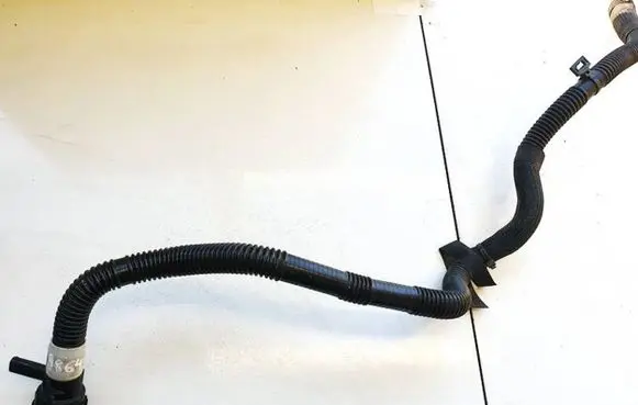 Tesla Model Y Engine coolant pipe/hose