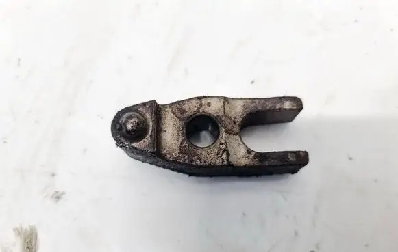 Toyota Auris 150 Fuel Injector clamp holder 