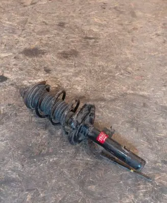 Renault Megane IV Front shock absorber with coil spring 
