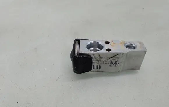 Toyota Prius (NHW20) Air conditioning (A/C) expansion valve 4475002112