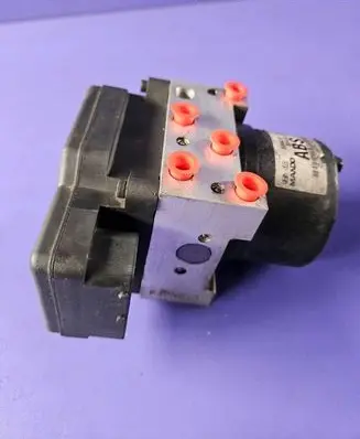 Hyundai Accent ABS Pump 589201G000 CJHNJ070183 BH60106800