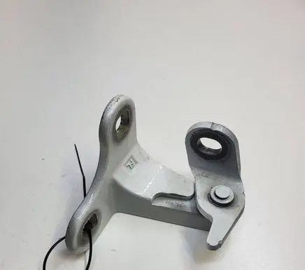 Tesla Model Y Front door upper hinge 3061287