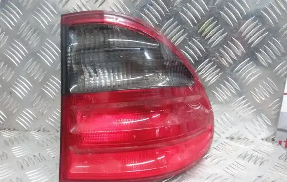 Mercedes-Benz E W210 Rear/tail lights A2108206864 3240221255