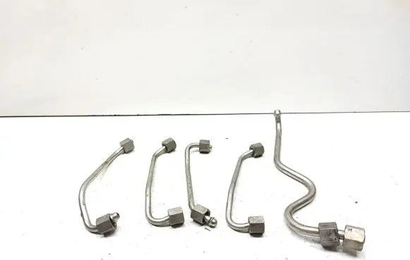 BMW 3 E90 E91 Fuel injector supply line/pipe 