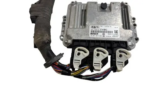 Mazda 3 II Engine control unit/module 7M6112A650BC 0281015963