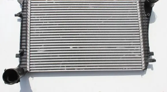 Audi A3 S3 8P Intercooler radiator 1K0145803F 1K0145803A