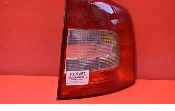 Skoda Octavia Mk2 (1Z) Rear/tail lights 1Z9945096A