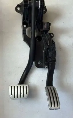 Tesla Model Y Brake pedal 118869151A 1188691