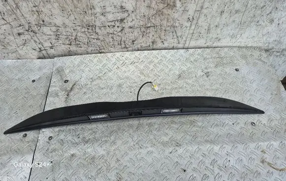 Lancia Delta III Trunk door license plate light bar 51809576