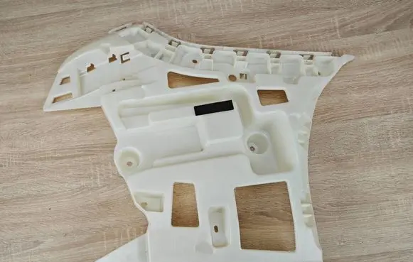 BMW 4 G22 G23 G24 G26 Bumper support mounting bracket corner 8078586