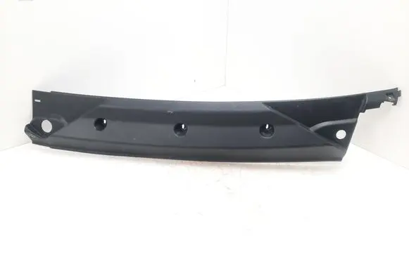 Iveco Daily 6th gen Wiper trim 5801918264