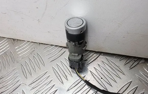 BMW 5 E60 E61 Parking PDC sensor 6938742 6940475