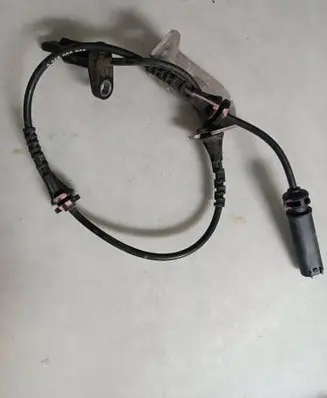 BMW 3 G20 G21 ABS rear brake sensor 6862806