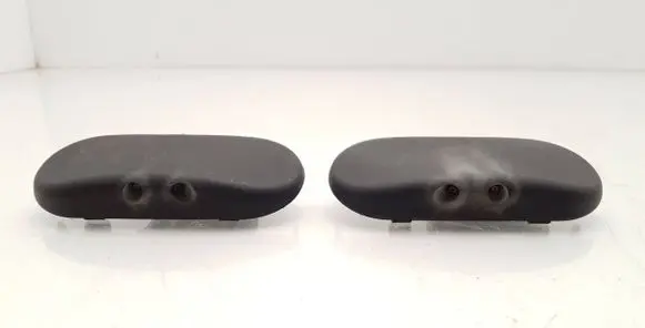 Windshield washer spray nozzle
