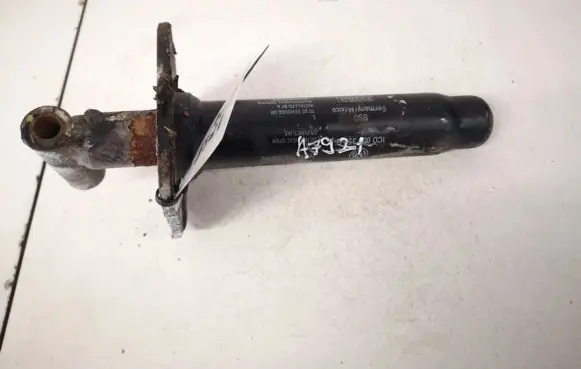 Volkswagen New Beetle Front bumper mounting bracket 1c0807357b