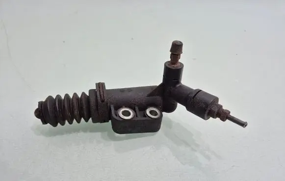 Clutch master cylinder
