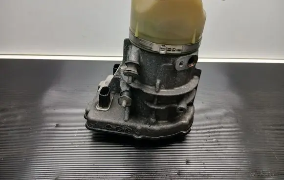 Power steering pump