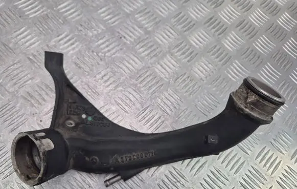 Mercedes-Benz S W221 Coolant pipe/hose A2732000718