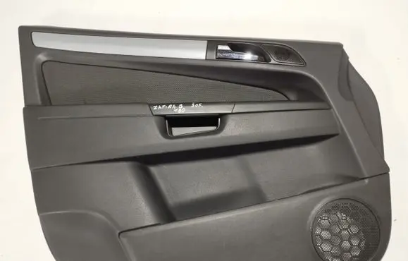 Opel Zafira B Front door card panel trim 13164484