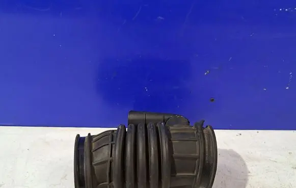 Air intake hose/pipe