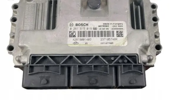 Renault Twingo III Engine control unit/module 237105748R