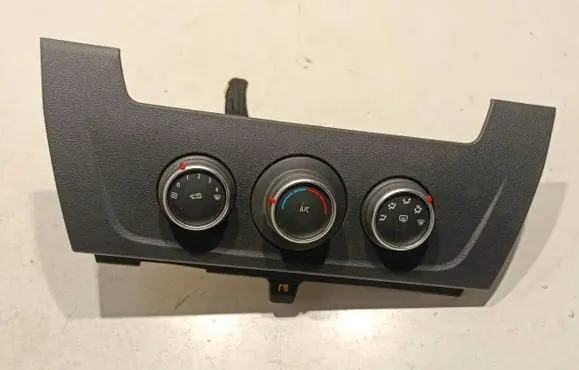 Renault Master III Climate control unit 275106521R 139349 5A640000