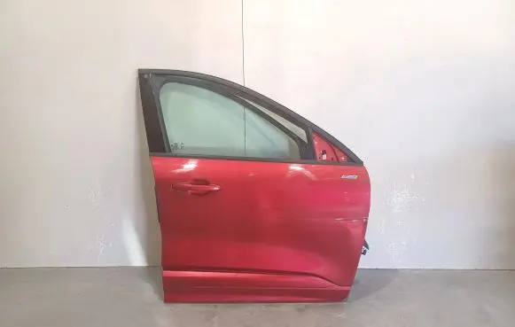 Ford Kuga III Front door