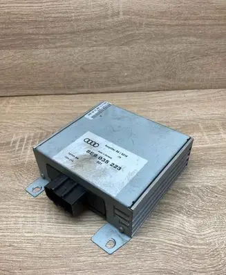 Audi A4 S4 B6 8E 8H Sound amplifier 8E9035223