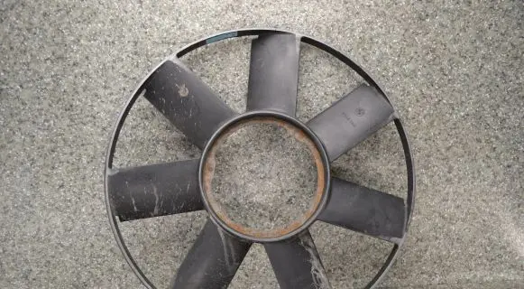 BMW 3 E46 Fan impeller 2243303