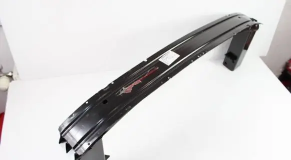Chevrolet Orlando Front bumper cross member 13348818