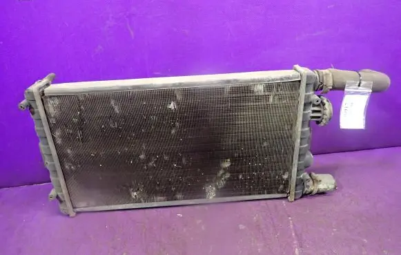 Coolant radiator