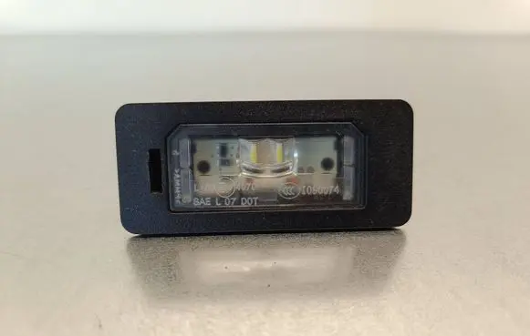 BMW X5 F15 Number plate light 7193293 32221003