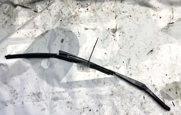 Ford Focus Front wiper blade arm