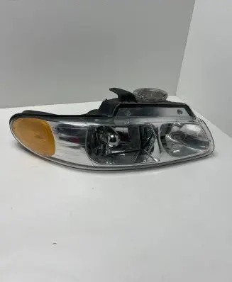 Chrysler Voyager Headlight/headlamp 150811MG