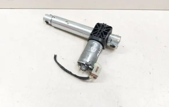 BMW 5 F10 F11 Seat adjustment motor 9168756 210511F 0390204069