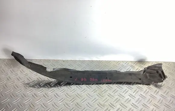 Lexus GS 300 350 430 450H Fender end trim 5382830060