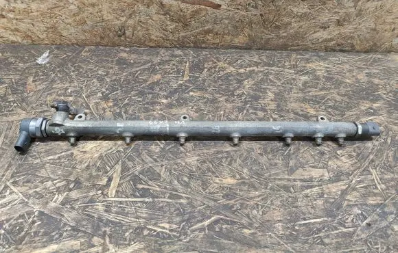 Mercedes-Benz E W211 Fuel main line pipe A6130700195