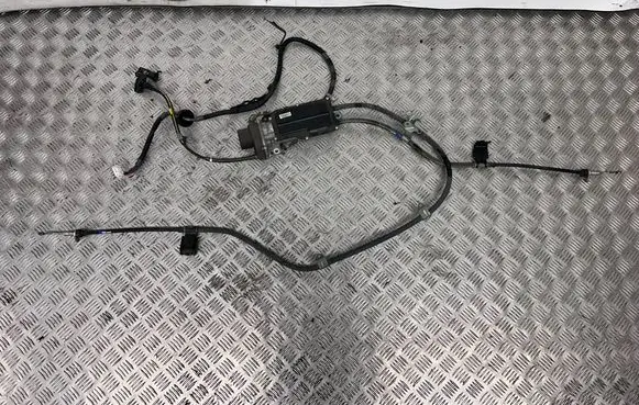 Toyota Mirai II Hand brake control module 4631062010