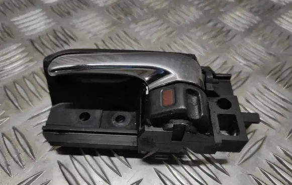 Toyota Avensis T250 Loading door interior handle 50594A1