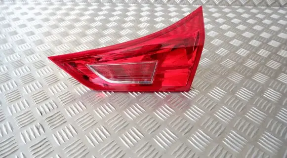 Lexus ES 250 - 300 - 330 Tailgate rear/tail lights 8518102450
