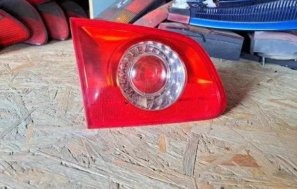 Volkswagen PASSAT B6 Tailgate rear/tail lights 3C9945093 3C994509306S