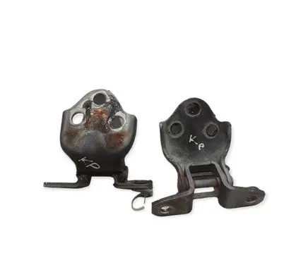 Mitsubishi Pajero Front door upper hinge