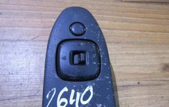 Mazda 323 Wing mirror switch