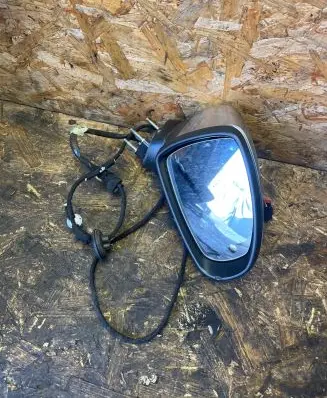 Audi S1 Front door electric wing mirror 