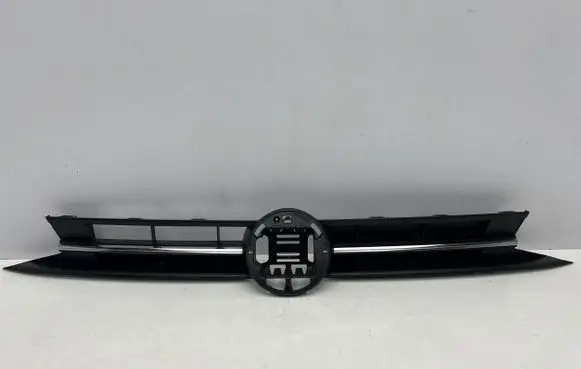 Front bumper upper radiator grill
